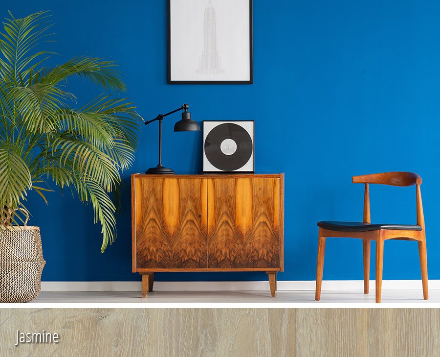 Blue Room with Jasmine Floors Blue Room with Jasmine Floors